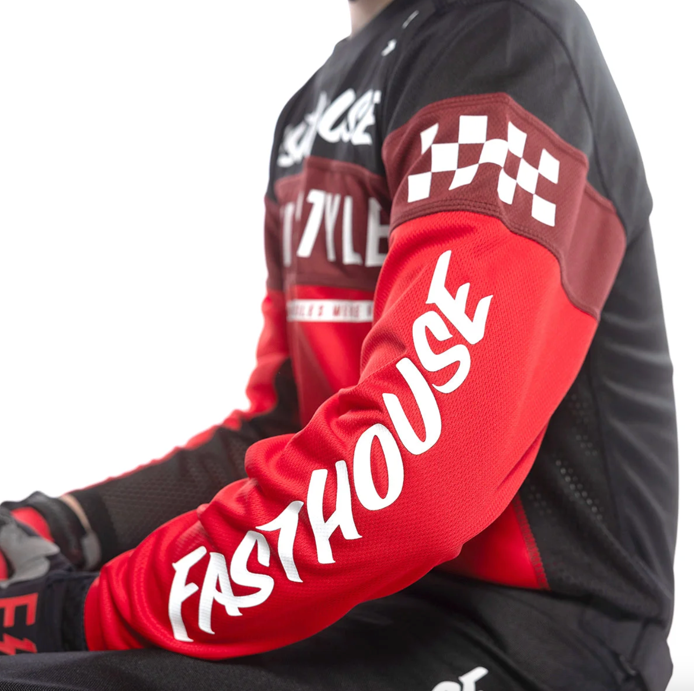 Grindhouse Akin Youth Jersey – Red/Black Size YLG